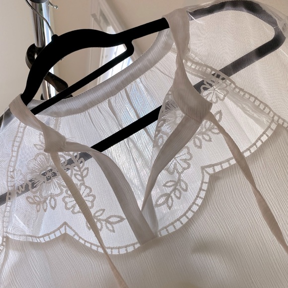 Bought from Shop Hopes. Size Medium. NWT - Picture 2 of 8